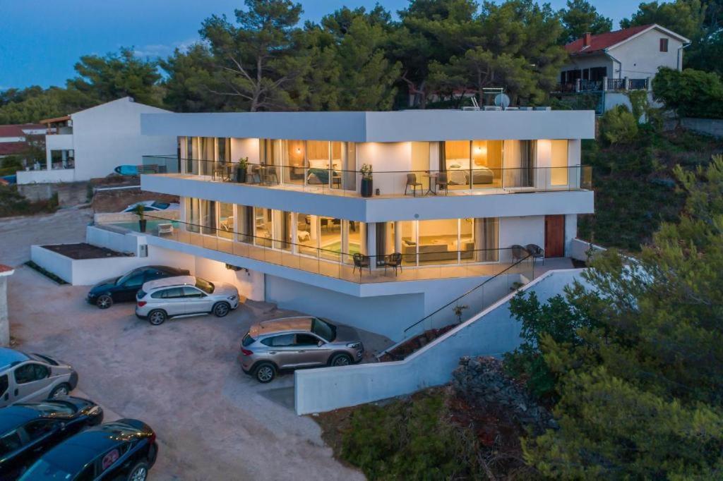 Luxe 2 Pools, Sauna Villa Vrboska